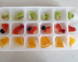Foto del paso 2 de la receta: Cubitos con frutas