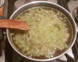 A picture of step 3 of Minestrina alla Cleo.