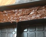 Une image de l'étape 2 de Brownie et ganache  montée à la vanille et caramel crémeux.