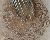 A picture of step 4 of Red velvet sliced cake.