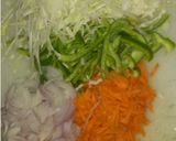 चीज़ी वेज स्प्रिंग रोल (cheesy veg spring roll recipe in Hindi) रेसिपी चरण 3 फोटो