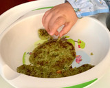 Foto del paso 5 de la receta: Hamburguesa de brócoli y aguacate (BLW)
