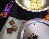 A picture of step 5 of Eggless Chocolate stuffed Cookies.
