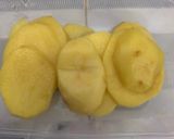 Foto langkah ke 1 dari resep Kentang kukus telur keju.