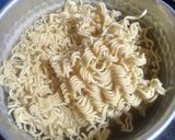 Foto langkah ke 1 dari resep Oseng mie.