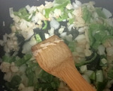 Foto del paso 2 de la receta: 🐔Pollo al chilindrón🍅🌶️🫑🧅