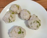 A picture of step 6 of Vegetable and Shrimp Soup with Hake Meatballs.