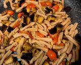 Foto del paso 6 de la receta: Pasta con berenjena y tomatitos uva