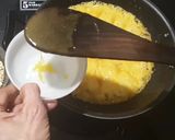 A picture of step 3 of Tilgud Ladoo / Tilgud Burfi / Tilgud Chikki.