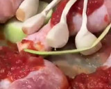 Foto del paso 2 de la receta: Muslos de pollo con cositas ricas, en la olla exprés, en solo 15’