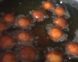 A picture of step 2 of Rose Jambu cheesecake.