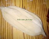 A picture of step 4 of Sweet flour leaf.