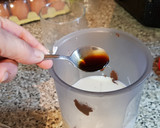 Foto del paso 5 de la receta: Batido de Nocilla y Plátano (con nata montada y queso)