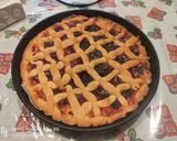 Foto del passaggio 4 della ricetta Crostata con frolla al limone e confettura di ciliegie