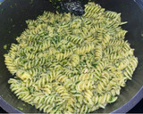 Foto del paso 4 de la receta: Pasta al pesto