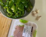 雞胸肉炒青椒的食譜步驟1照片