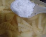 Foto langkah ke 1 dari resep Kentang Goreng Simpel.