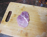 Foto del paso 1 de la receta: Flamenquines con papas fritas y ensalada