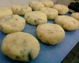 Foto langkah ke 1 dari resep Perkedel kentang ala dapoer lenna's.