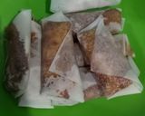 Foto langkah ke 2 dari resep Banana Turon Filipina.