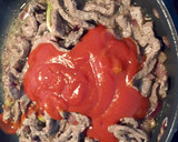Foto del paso 3 de la receta: Ternera con salsa picante de tomate
