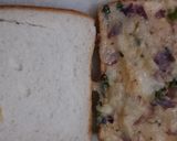 A picture of step 2 of Aloo toast.