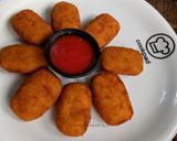 A picture of step 5 of Potato nuggets.
