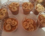 Une image de l'étape 8 de Dessert à la crème caramel et au banane.