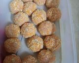 Foto langkah ke 2 dari resep Bola-bola daging giling.