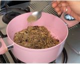A picture of step 4 of Cream Of Mushroom Soup.