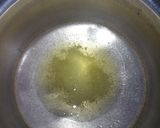 A picture of step 2 of Spa'rice (spaghetti rice).
