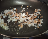 Foto del paso 3 de la receta: Pollo en crema de champiñones
