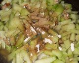 Foto langkah ke 3 dari resep Tumis Labu Siam Tempe.