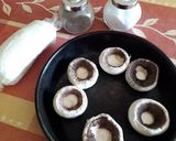 Csiperkegomba túróval kisütve recept fázis 1 fotója