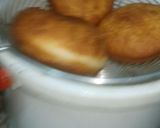 A picture of step 5 of Fluffy donuts.