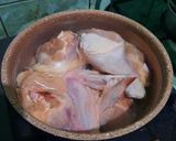 Foto langkah ke 1 dari resep 55. Ayam Woku Kemangi.