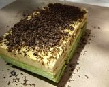 Foto langkah ke 5 dari resep Bolu Kukus Pandan Ombre.