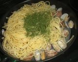 A picture of step 3 of How About Some Pasta with Manila Clams?.