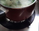 A picture of step 5 of Matar Pulao.