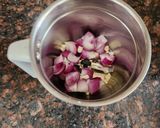 A picture of step 4 of Sarson ka saag.
