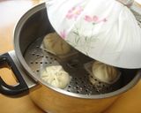 A picture of step 6 of Juicy Nikuman (Steamed Pork Buns).