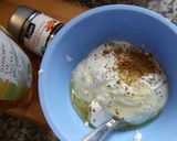 Foto del paso 3 de la receta Cestita de crêpes rellenas de frutos rojos y crema de mascarpone y yogurt griego