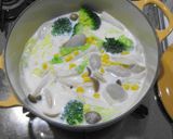 A picture of step 4 of Soy Milk Soup with Lots of Chinese Cabbage.