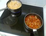 A picture of step 5 of Tomato, bacon, mushroom and onion pasta.