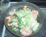 A picture of step 2 of Filling Sweet-n-Spicy Rice Bowl.