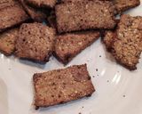 Foto del paso 5 de la receta: Crackers de harina de garbanzos y condimentos
