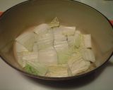 A picture of step 1 of Steamed Layered Chinese Cabbage and Pork Belly.