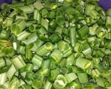 A picture of step 6 of Green Bean Soup.