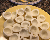 Foto del paso 6 de la receta: Huevos rellenos de carne, gratinados con bechamel