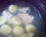 A picture of step 3 of Dakhanmari (Korean-Style Broth Hot Pot).